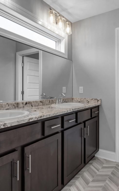 6283fc9e3ce30c8692b7d0fa_Bartlett - Primary Bathroom 2