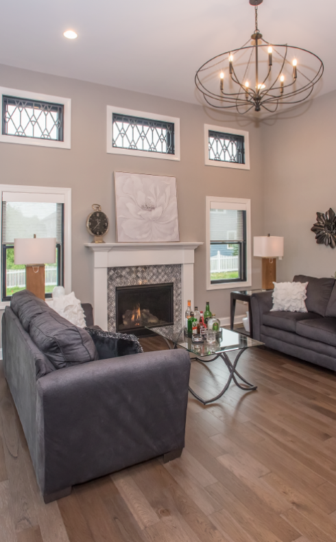 66e825d94d597189a05a5fb1_Bari - Great Room